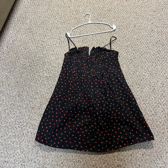 Madewell Pintuck Cami Dress in Fresh Strawberries - Picture 3 of 5